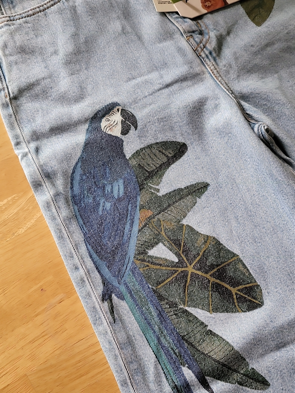 Levi’s x Farm Rio High Loose Jeans - Picture 7 of 16